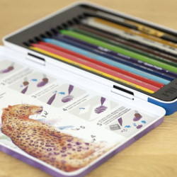 LAPIZ MILAN ACUARELABLE 12 COLORES C/PINCEL CAJA METAL 7468112C