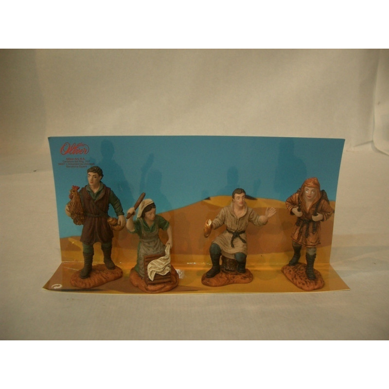 PASTORES PLASTICO 8CM OLIVER  08045 C/4U ^