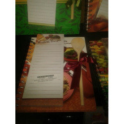RECETARIO LEBER 4º C/CUCHARA MADERA Y LISTA COMPRA VINO 10.390-01 ^