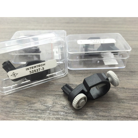 ADAPTADOR UNIVERSAL PARA COMPAS C/TORNILLO FABER-CASTELL 32527-3