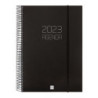 AGENDA ANUAL OPAQUE E40 1DP 2023 NEGRO+ E40 - 210*297 742926023 FINOCAM23