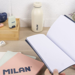 LIBRETA A5 MILAN ENCOLADA 48H LISO 95G 430 SINCE 1918 AZUL 57251G48B UNIDAD