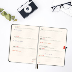 AGENDA ESCOLAR FINOCAM25 18M.MINIMAL M5 SVH25-26 NEGRO INTL+ M5 - 140X190 MM 636110326