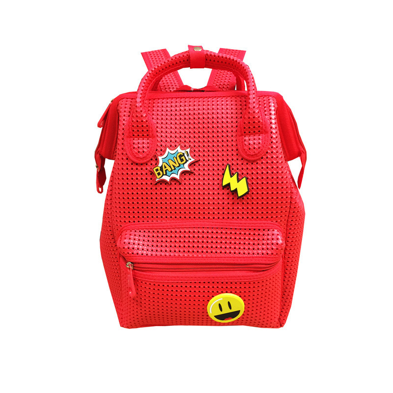 MOCHILA SILICONA GRANDE PERSONALIZABLE PARCHES ROJO DMM009-R