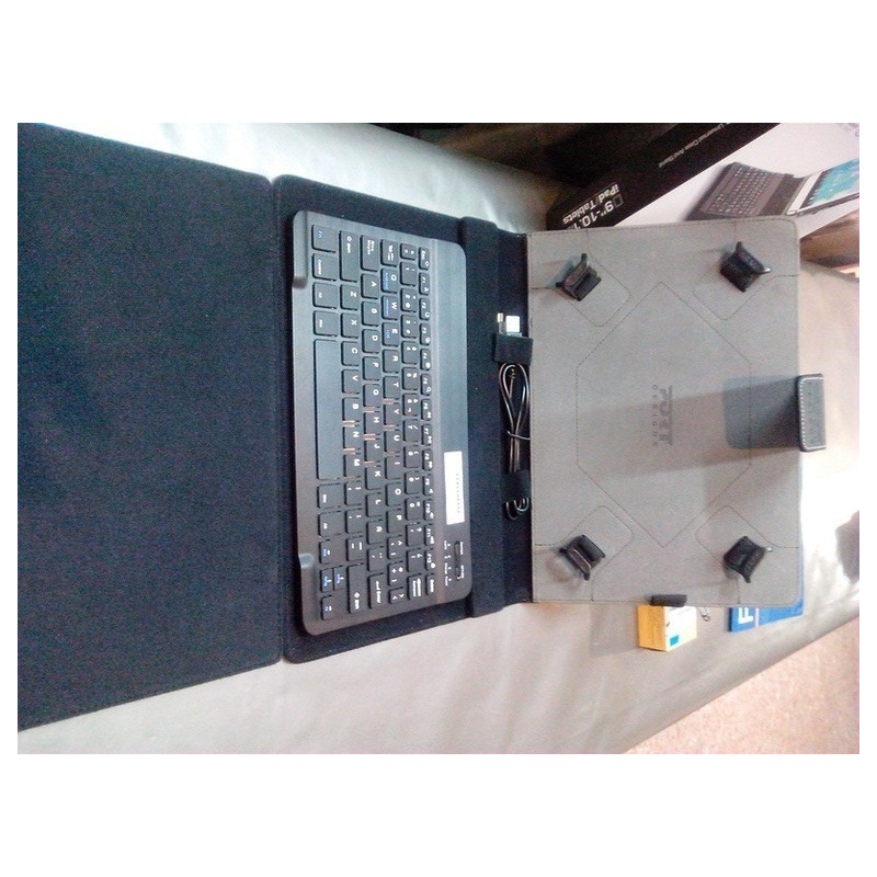 FUNDA TABLET DETROIT IV 7-10" C/TECLADO BT 0700001