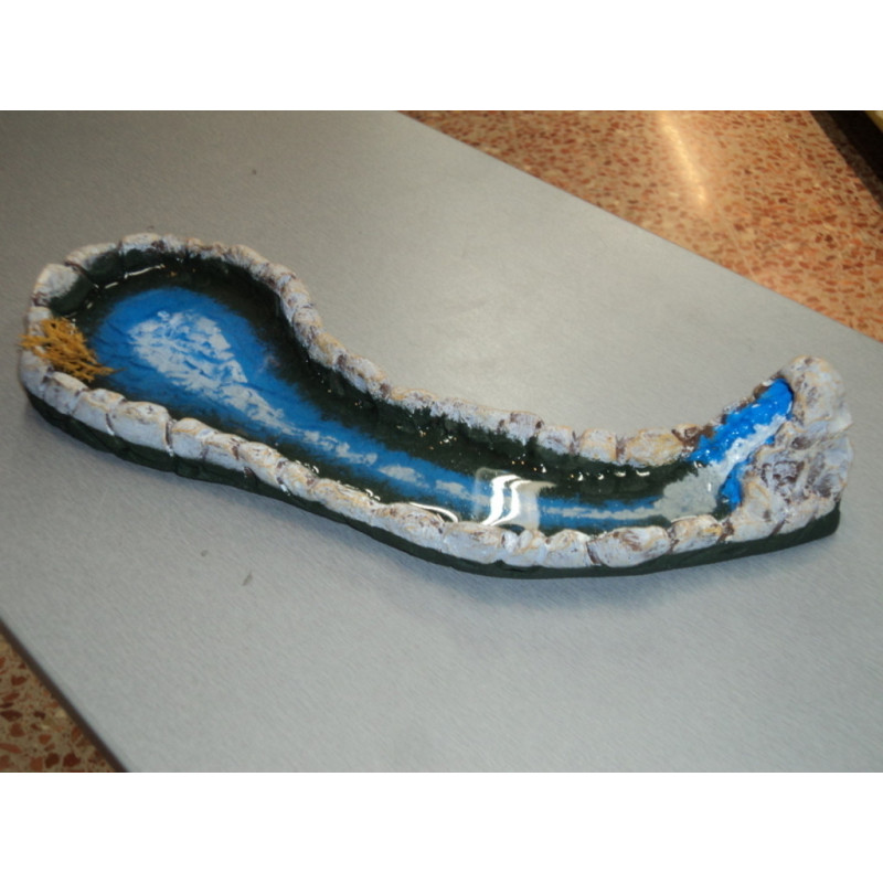 RIO PIEDRA CON AGUA MEDIANO C/NACIMIENTO 000213 ^