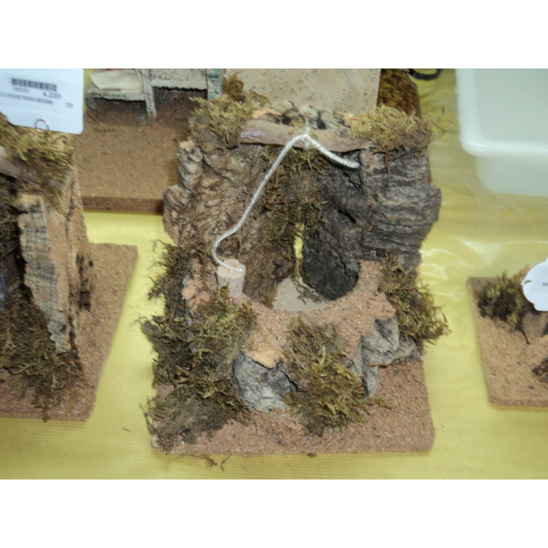 POZO CORCHO PIEDRA MEDIANO           233 ^