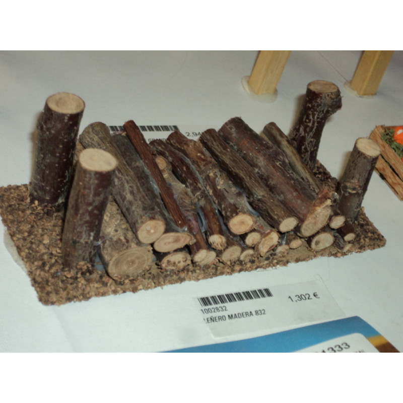 LEÑERO MADERA 832 ^