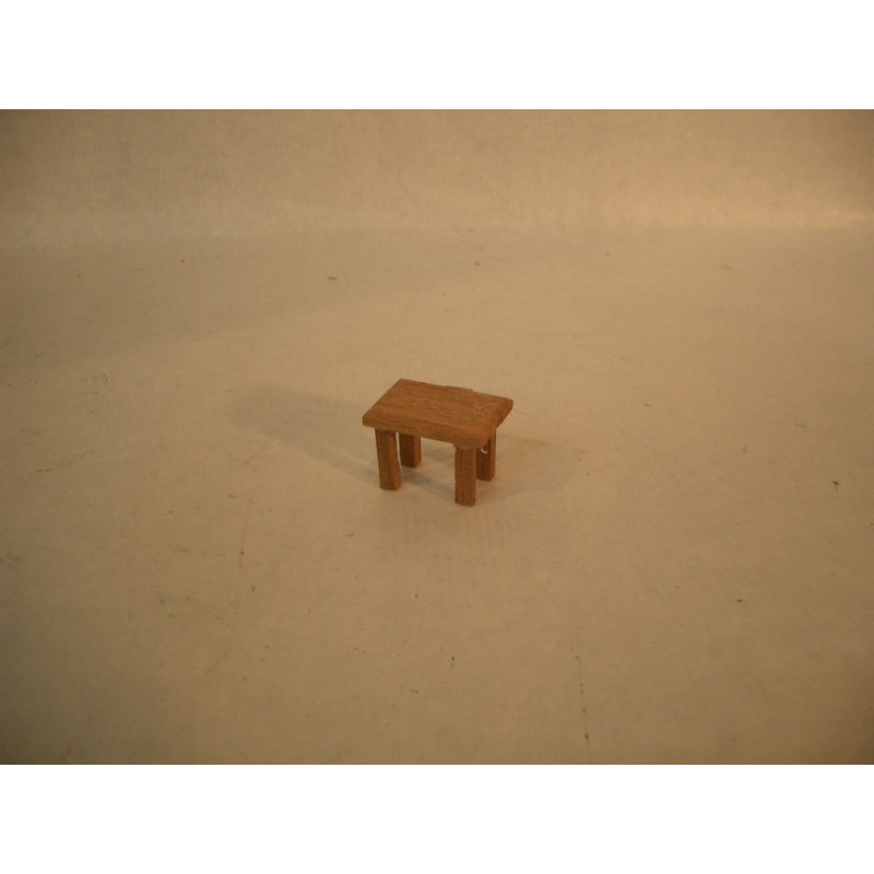 TABURETE MADERA CUADRADO 4CM 836 ^