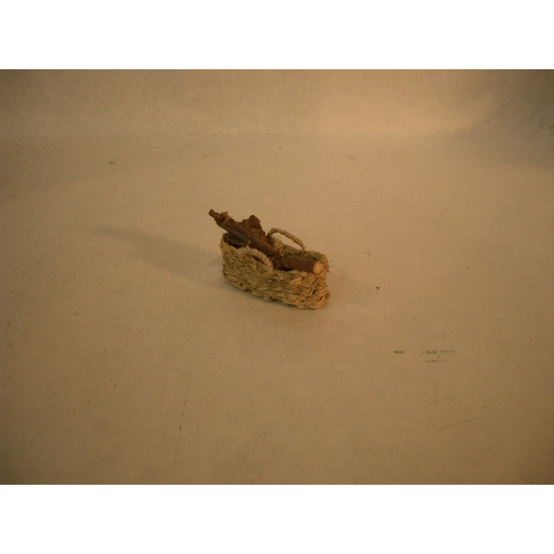 CESTA ESPARTO CERRADA CON LEÑA 847 ^