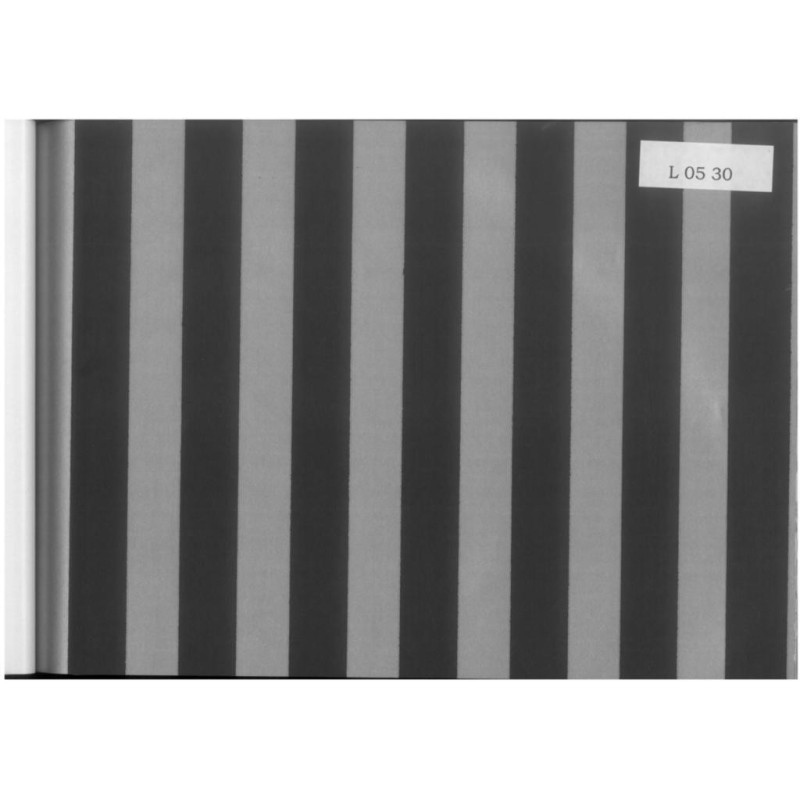 PAPEL REGALO ROLLO 62 HVS ESTUCADO BARRAS PLATA NEGRO L0530