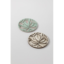 POSAVASOS CHAPA MADERA REDONDO HOJA TROPICAL 96X96MM LA PAJARITA 080013 UNIDAD