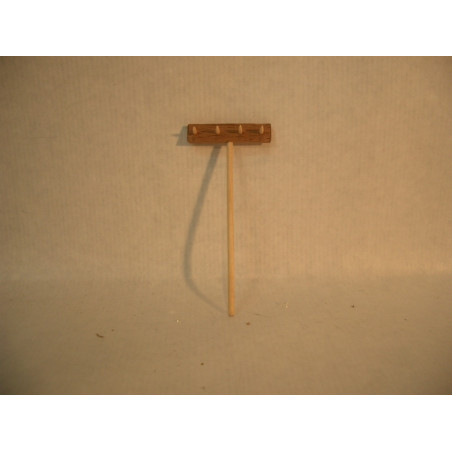 RASTRILLO MADERA 819 ^