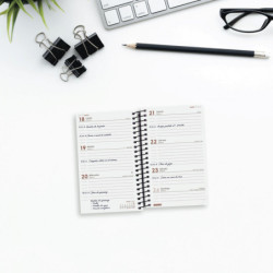 AGENDA ANUAL FINOCAM24 YEAR E3 SVH 2024 NEGRO+ E3 79*127 741426024