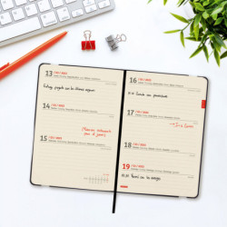 AGENDA ANUAL LISA F4 SVH 2023 ROJO+ F4 - 118*168 883323023 FINOCAM23