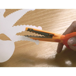 TIJERA ALPINO FANTASIA 8+1 CORTES PT0030